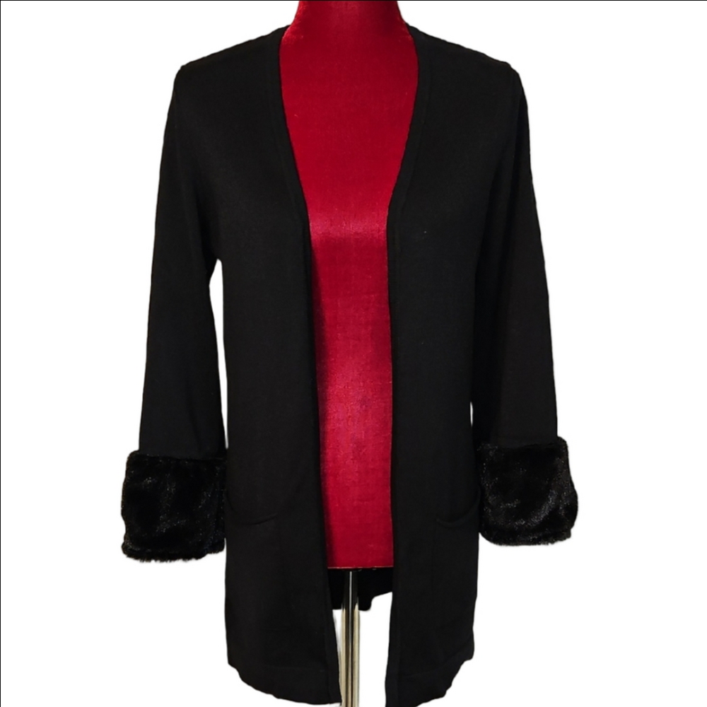 Roz & Ali Long Cardigan With Faux Fur Cuffs Size Small